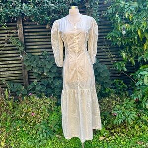 Creamy Dreamy Cotton Prairie Dress  M
